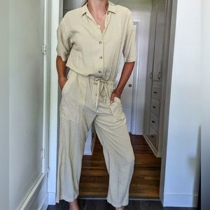 Velvet by Graham and Spencer jumpsuit small